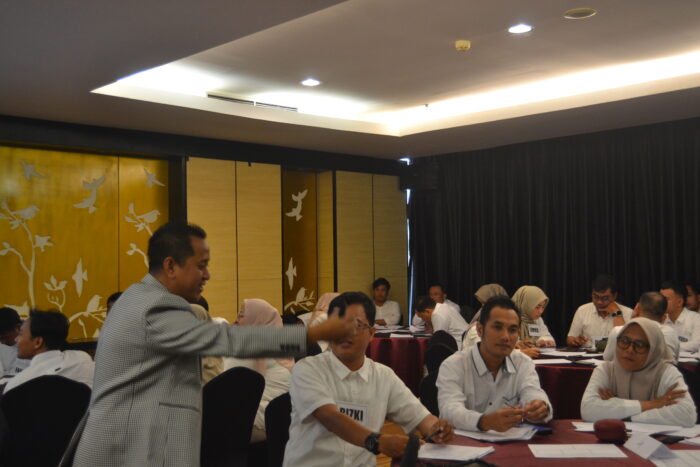 Membangun Tim yang Tetap Solid
